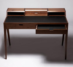 Articles - Trading Desk Furniture